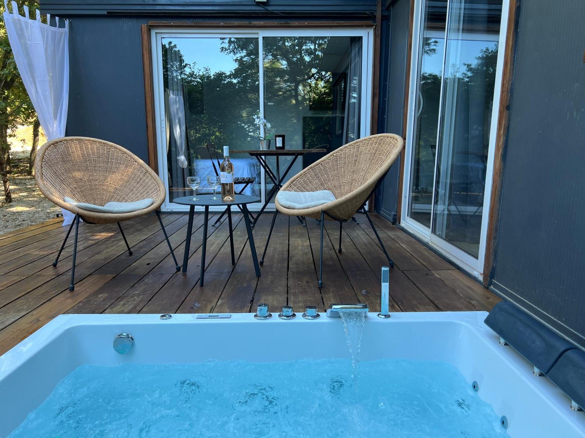 Superbe Cabane Jacuzzi Jardin Clim Wifi Parking Meyreuil Eksteriør billede